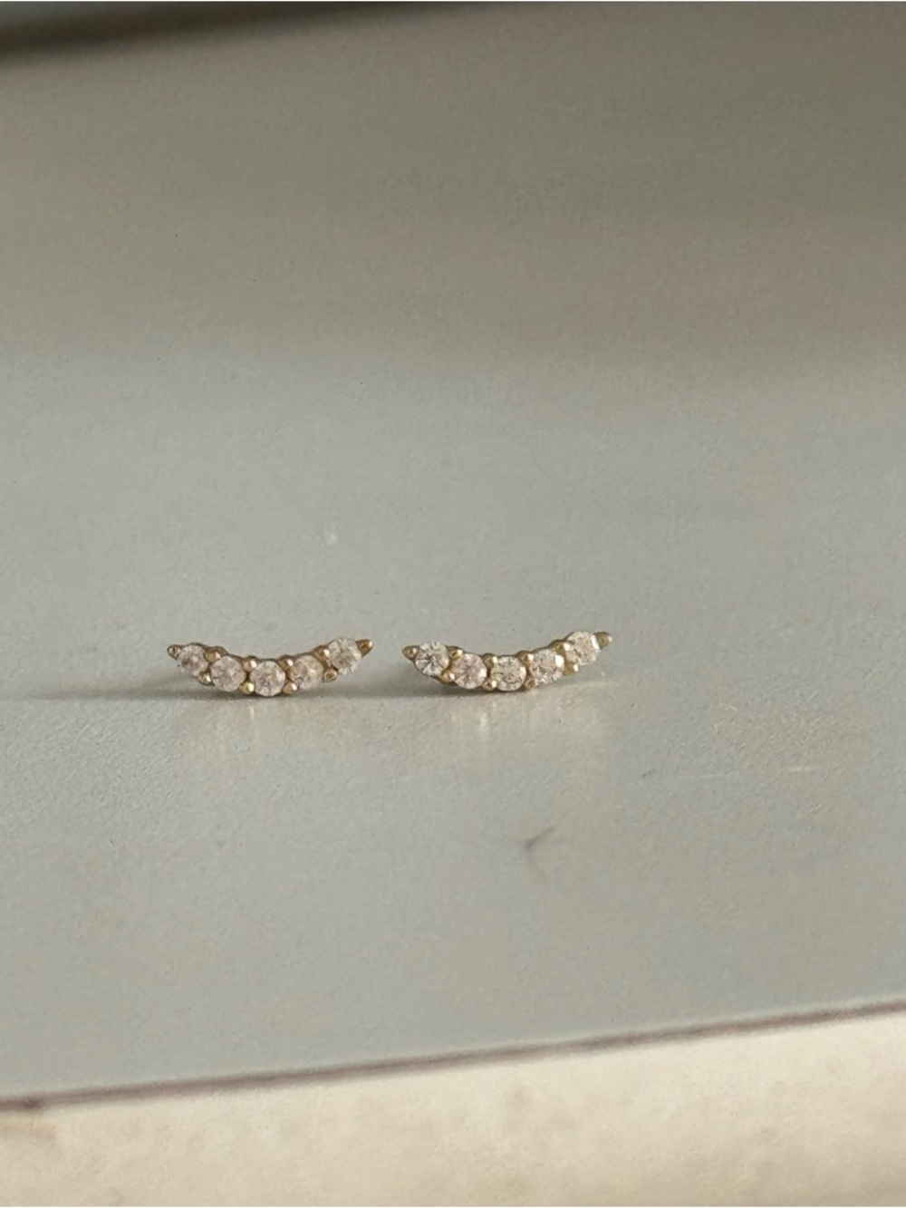 14K Gold Cz Threadless Curved Ear Climbers - Sparkling White Stones